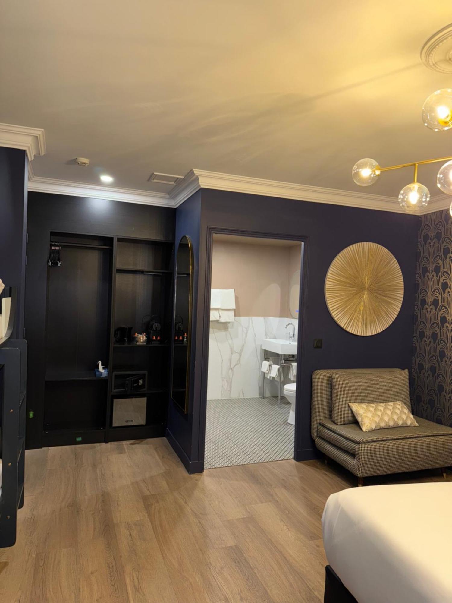 Hotel La Caravelle Aix-en-Provence Esterno foto