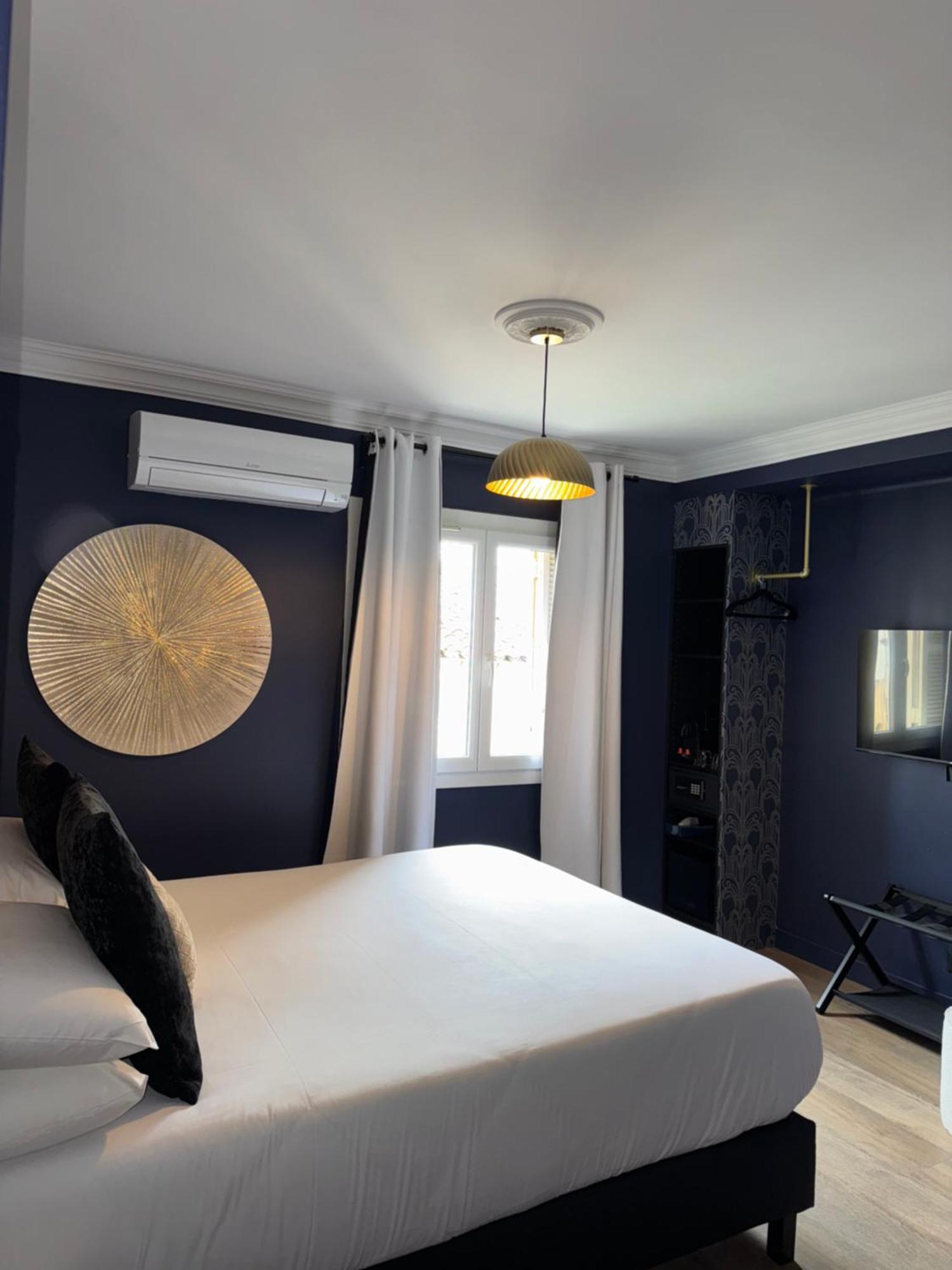 Hotel La Caravelle Aix-en-Provence Esterno foto